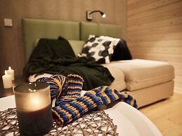 Nova Skyland Hotel