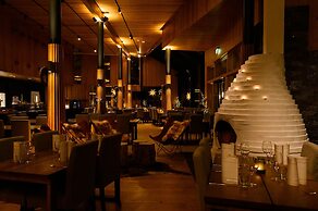Nova Skyland Hotel