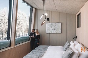 Nova Skyland Hotel