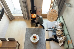 Nova Skyland Hotel