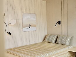 Nova Skyland Hotel