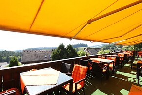 Hotel Löwen  by Mastiff