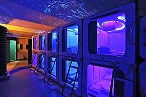SubSpace Hostel