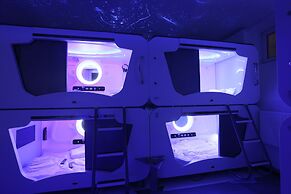 SubSpace Hostel