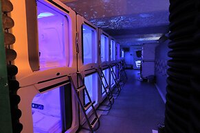 SubSpace Hostel