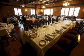 Hotel Molina Real