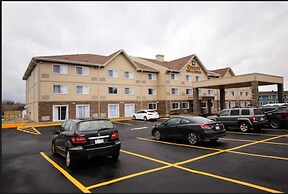 Quality Inn & Suites Bathurst