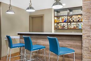 Quality Inn & Suites Bathurst
