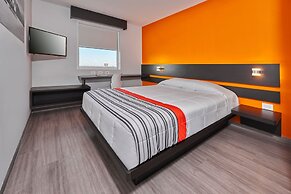 City Express Junior by Marriott León Centro De Convenciones
