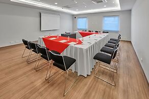 City Express Junior by Marriott León Centro De Convenciones