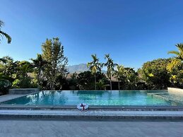 Buraphat Resort