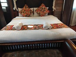 Buraphat Resort
