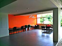 Seventh Condo Karon