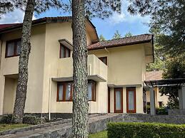 Puri Setiabudhi Residence