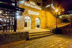 Hotel Kulla e Balshajve