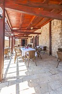 Hotel Kulla e Balshajve