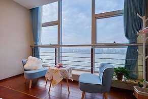 Riverside Apartments