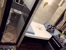 Paris Guest House - Hostel