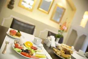 Arma Hotel