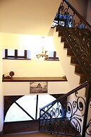 Cheltikov Hotel