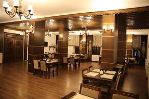 Cheltikov Hotel