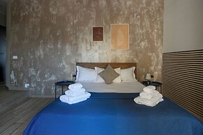 B&B Metropolitan
