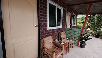 Cat Bungalow