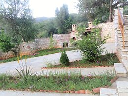 Menina Farm