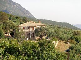 Menina Farm