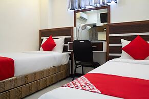 Circle-b Apartelle & Suites