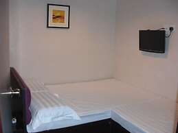 Dynasty Commercial Hotel