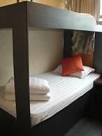 Empire Commercial Hotel