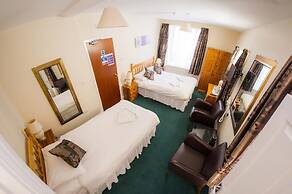 Queensbridge Hotel