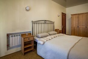 Areda Hotel