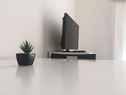Liola Home