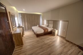 Mass Paradise Hotel