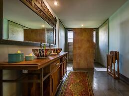 Villa Desa Roro Estate by Villa Finder