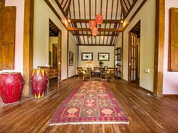 Villa Desa Roro Estate by Villa Finder
