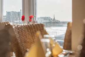 Gwesty'r Marine Hotel & Spa