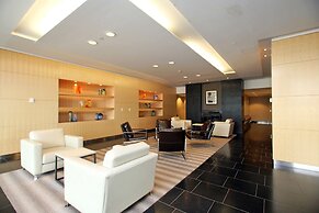 Applewood Suites - Luxury Condo