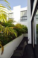A-Nah Suites Apartamentos by CSR