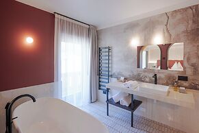 Latemar Hotel Suites & Spa