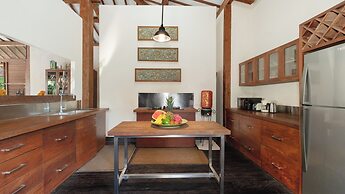 Villa Desa Roro Dua by Villa Finder