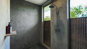 Villa Desa Roro by Villa Finder