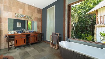 Villa Desa Roro by Villa Finder