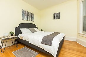 Applewood Suites - 2 BDRM Annex Loft