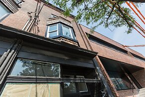 Applewood Suites - West Queen West Lofts