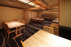 ART HOTEL Osaka Bay Tower