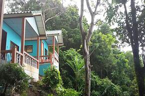 Giant Bungalow