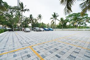 Shelter Beach Resort